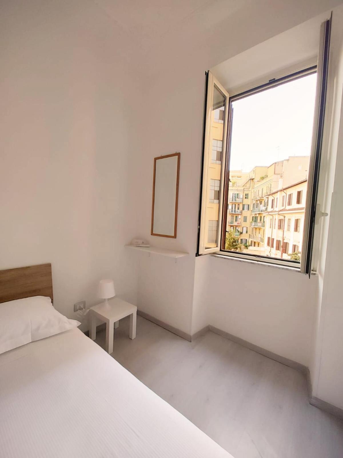 Vivirome - 2 Bedrooms Apartment - San Giovanni المظهر الخارجي الصورة